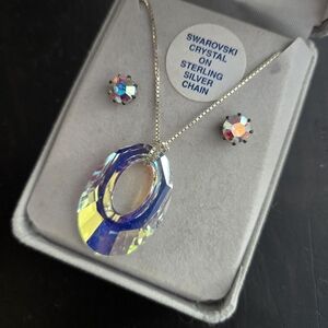 Swarovski Crystal Necklace and Earring Set - Silver